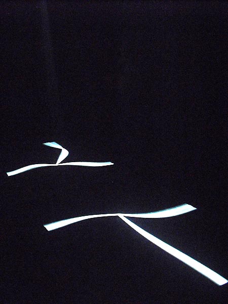 Ernesto Klar's Relational Lights