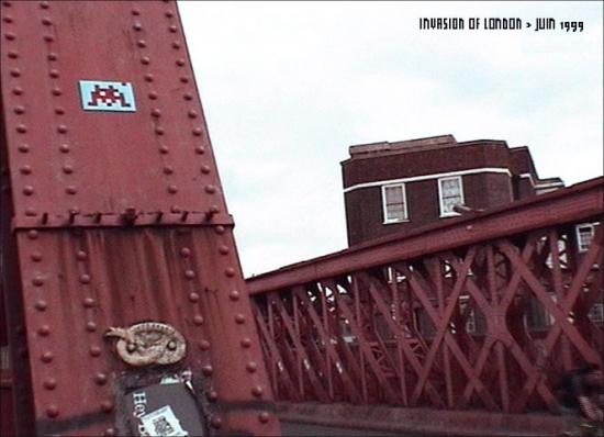 French street artist who hides behind the pseudonym Space Invader, invading various cities around the world putting up small mosaics of characters from videogames 