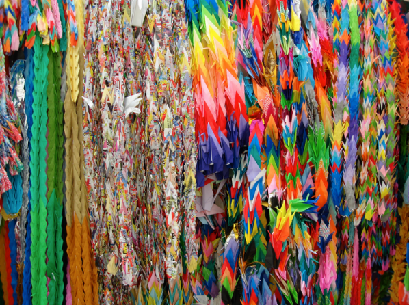 1,000 Cranes - Senbazuru.﻿