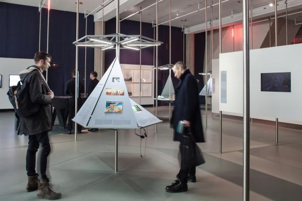 Installation view, triangulations Photo:Laura Fiorio, Haus der Kulturen der Welt