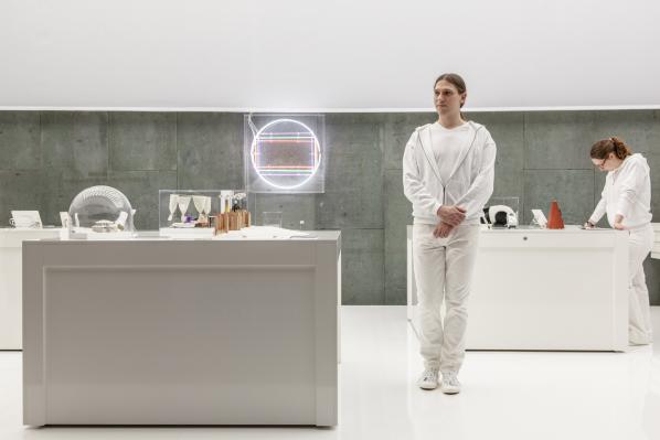 Installation view The White Room Laura Fiorio / Haus der Kulturen der Welt