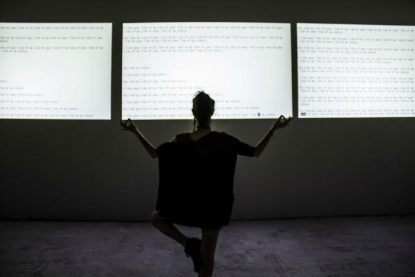 You like my like of your like of my status by Ben Grosser ©Fenia kotsopoulou & Daz Disley